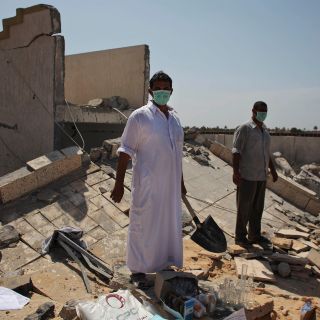 Mueren tres personas tras ataques a hospital civil en Trípoli