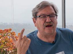 El escritor se burló del Partido de la Revolución Democrática (PRD) y de Morena. NTX / ARCHIVO