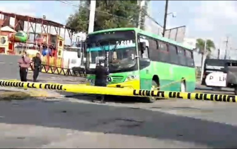 El accidente ocurrió en el cruce de Periférico y Comonfort, en Santa María Tequepexpan, Tlaquepaque. ESPECIAL