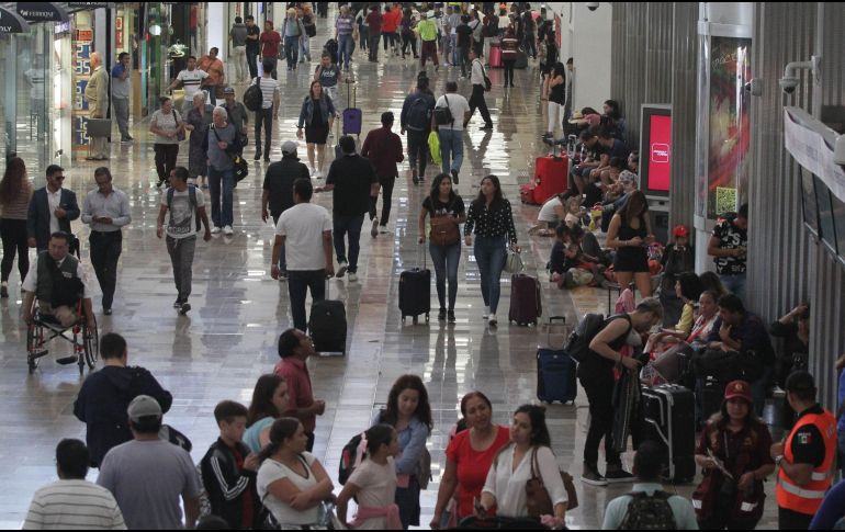 Las actividades terciarias, correspondientes a servicios como comunicaciones, comercio y turismo avanzaron un 0.2 % en el trimestre. SUN/ARCHIVO