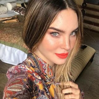 Belinda presume mini cintura en Instagram