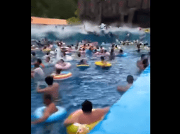 Por lo menos cinco personas fueron tratadas tras el accidente por fracturas de costilla. YOUTUBE / Patrikaidotcom