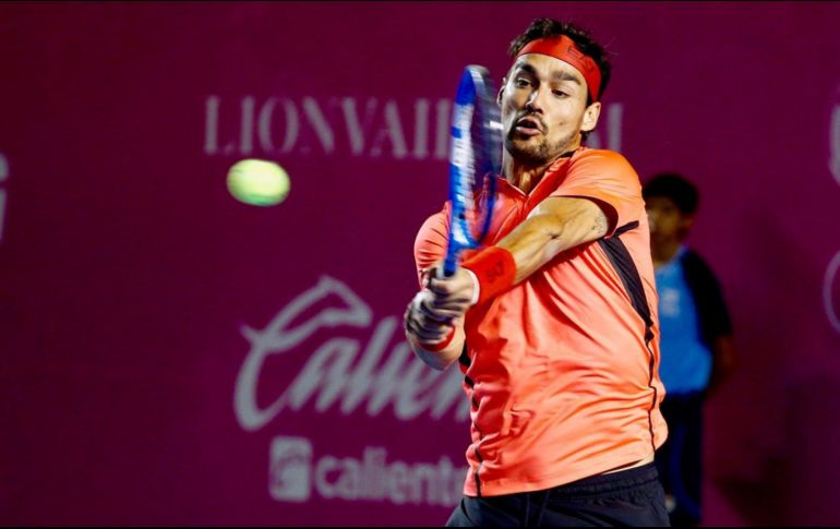 El actual campeón del certamen se dijo contento con el apoyo de la afición en la cancha central la noche del miércoles, donde espera que todos disfruten de su accionar. EFE / J. Reyes