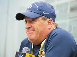 Miguel Herrera aún no define alineación a la espera de que Mateus Uribe pueda salir del equipo. IMAGO7