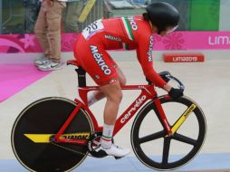 La última prueba fue una verdadera batalla para la corredora, quien no pudo despojar del primer puesto a la estadounidense Jennifer Valente. TWITTER/@CONADE