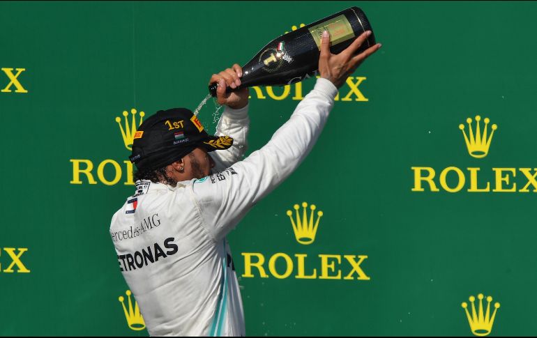 Lewis Hamilton había salido tercero y efectuó una gran persecución. AFP / A. Kisbenedek