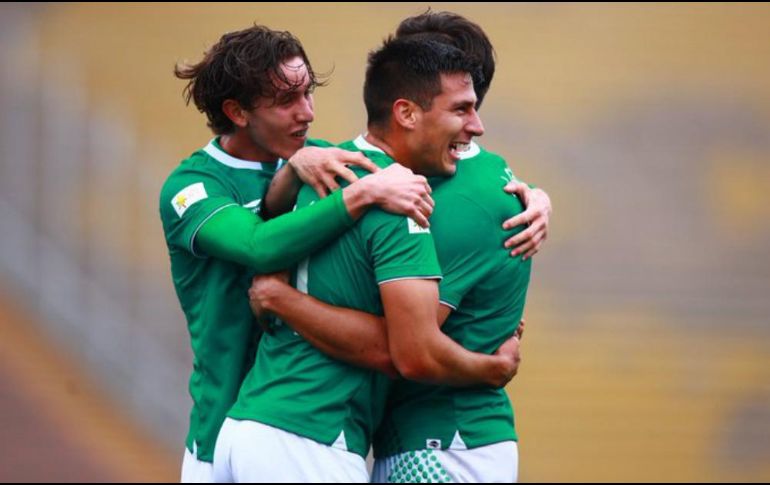 Con este marcador el Tricolor llegó a siete puntos, por seis de Argentina, que venció 3-1 a Panamá. TWITTER / @miseleccionmx
