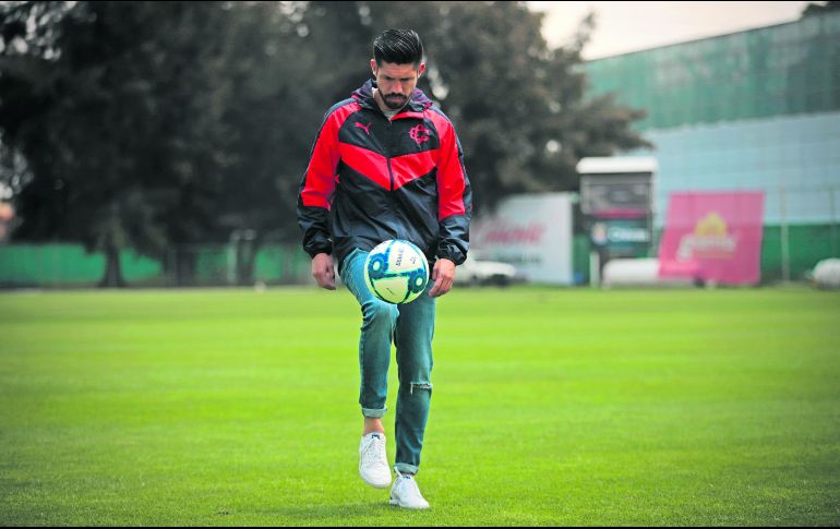 El atacante llegó a Chivas para este Apertura 2019 luego de jugar en el América, máximo rival del Rebaño. EL INFORMADOR / F. Atilano