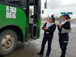 Un primer corte, según informó la secretaría, arrojó que todas las unidades verificadas de ambas rutas (C-98 y C-54) cobran la tarifa anterior. TWITTER / @TransporteJal