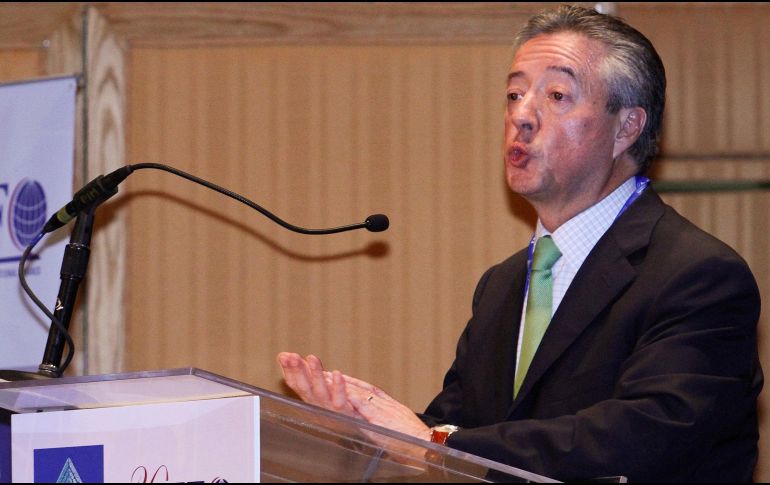 Con una trayectoria de más de 45 años en el sector financiero, en la década de los 90, Medina Mora estuvo a cargo de la privatización de la firma, hoy conocida como Citibanamex. NTX / ARCHIVO