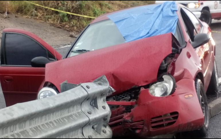 El choque ocurrió la mañana de este jueves sobre la carretera Santa Rosa-La Barca, a la altura de la población de San Jacinto. ESPECIAL / Protección Civil Jalisco
