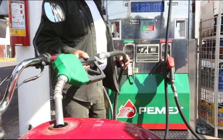 Además se reduce el estímulo o subsidio para la gasolina Magna al pasar de 19.58 a 19.54 por ciento. EL INFORMADOR / ARCHIVO