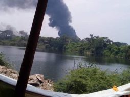 Desde algunos puntos de Villahermosa como Tabasco 2000 o El Country pudo observarse la columna de humo. TWITTER/@DanielFeria94