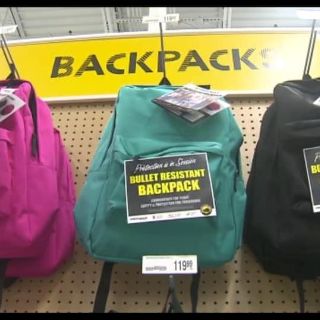 Tiroteos en Estados Unidos impulsan venta de mochilas infantiles blindadas