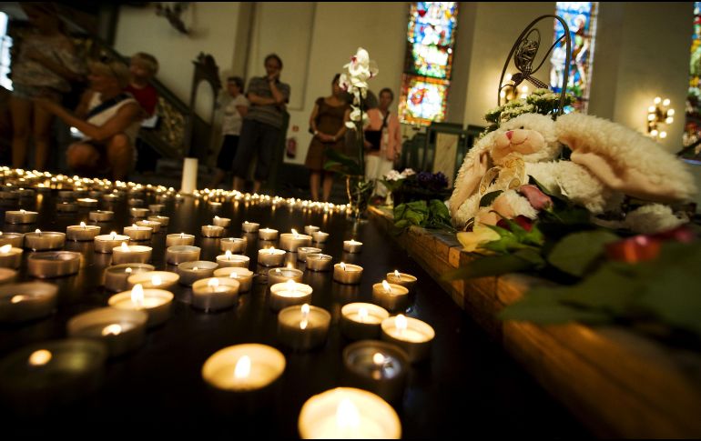 Autoridades explicaron que se desconoce quién pudo haber disparado en la mezquita, sin embargo, testigos refieren al causante como un hombre joven de tez blanca.  AFP/ ARCHIVO