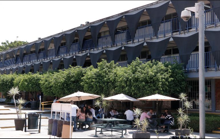 En el Área Metropolitana de Guadalajara (AMG), los seis centros temáticos recibirán a 10 mil 190 estudiantes de nuevo ingreso. EL INFORMADOR/Archivo