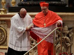 Sergio Obeso Rivera (d) fue elegido cardenal por el Papa Francisco en 2018. AP/ARCHIVO