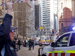 La policía informó que el atacante está bajo custodia; tenía una memoria USB con detalles de los ataques supremacistas en EU y Nueva Zelanda. AP / R. Rycroft