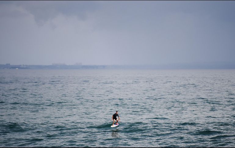 Según las autoridades, la lluvia se intensificará desde este miércoles y las precipitaciones podrían continuar incluso después de que la tormenta se aleje: AFP / C. Triballeau