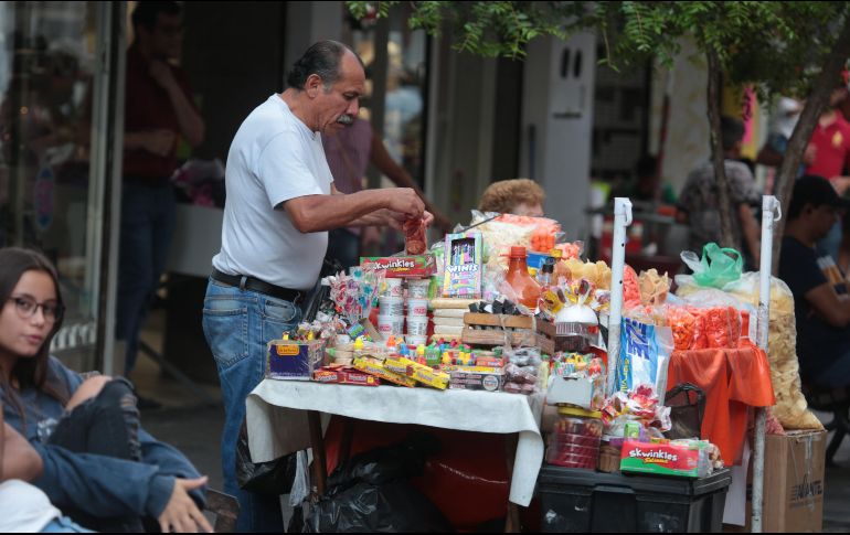 Las personas en la economía informal representaron el 56.3 % de la población ocupada, 0.3 puntos porcentuales menos que el nivel registrado en el mismo periodo de 2018. EFE/ ARCHIVO