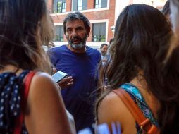 El fundador y director de la ONG Open Arms, Òscar Camps, ofrece una rueda de prensa este miércoles en Madrid, donde ha anunciado que el buque ya puede entrar en aguas italianas. EFE/D. Fernández