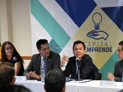 En la presentación del programa estuvieron presentes el presidente de Zapopan, Pablo Lemus, y el presidente de Coparmex Jalisco, Mauro Garza. TWITTER@PabloLemusN