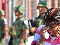 Elementos de la Guardia Nacional arriban al Reclusorio Oriente para realizar labores de apoyo luego de que se registrara un incendio en las instalaciones. NTX / J. Lira