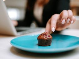 ¿Por qué la comida en la oficina desaparece en segundos? GETTY IMAGES
