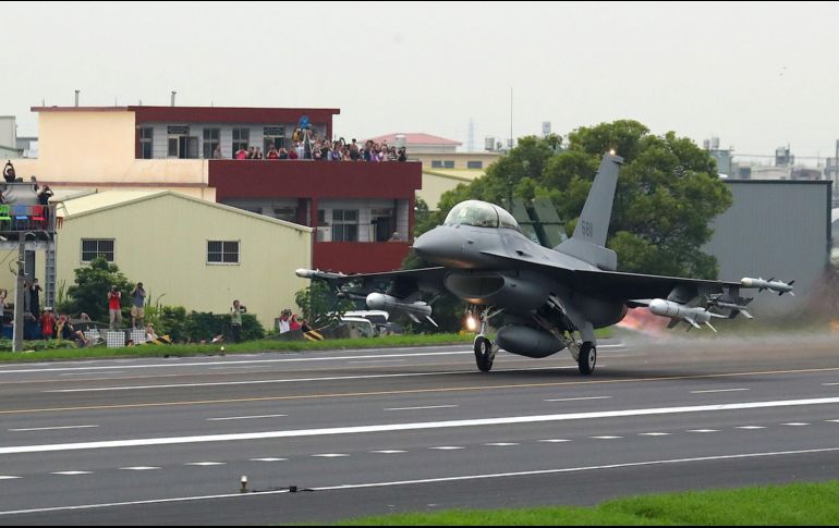 En julio, el Departamento de Estado aseguró que EU vendería a Taiwán armamento por valor de dos mil 200 millones de dólares, en un paquete que incluye tanques Abrams 108 y 250 misiles tierra-aire Stingers. EFE/ ARCHIVO