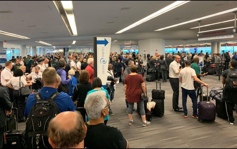 Algunos de los aeropuertos afectados son los de Nueva York, Washington, Filadelfia y Seattle. TWITTER/@jmartella2