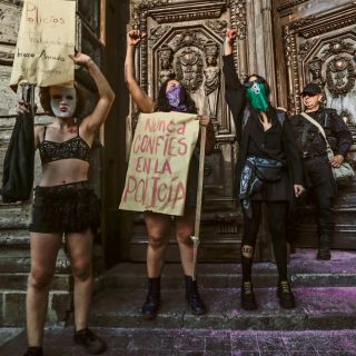 Se solidarizan por violencia contra las mujeres