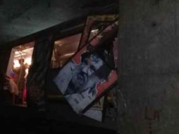 El vehículo salió de los rieles cuando se desplazaba a baja velocidad, impactando contra el túnel, debido a lo cual una puerta se desprendió. TWITTER/@MarkoRamius78