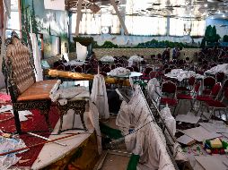 La sala de bodas amaneció con los techos y paredes destrozados por la violencia de la explosión. AFP / W. Kohsar