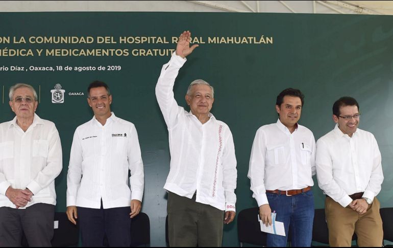 El Mandatario señaló que incluso el salario mínimo en los países de Centroamérica es lo doble que se recibe en México. NTX / Presidencia