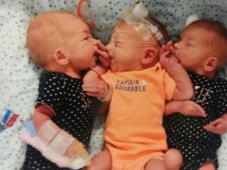 Los bebés pesaron 1.8 kilogramos cada uno. FACEBOOK/Dannette Giltz