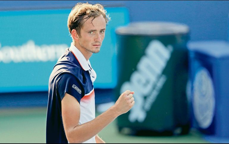 Daniil Medvedev finalmente consiguió hacer suyo un trofeo, luego de perder las Finales de Washington y Toronto en fines de semana consecutivos. AFP / R. Carr