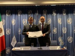 El acuerdo fue firmado por Lorenzo Jiménez de Luis, representante residente del PNUD, y Ricardo Salgado Perriliat, secretario técnico de la SESNA. TWITTER/@PNUD_Mexico
