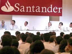 El sector financiero hizo transacciones por 5 mil 900 MDD. NOTIMEX/Archivo