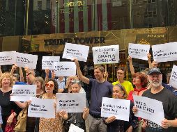 Nueva York determina que para ponerle a una calle el nombre de una persona, esta debe llevar muerta al menos dos años, pero promotora de MoveOn menciona que no hay ninguna razón para que el Consejo de la ciudad no haga una excepción. TWITTER / @MoveOn