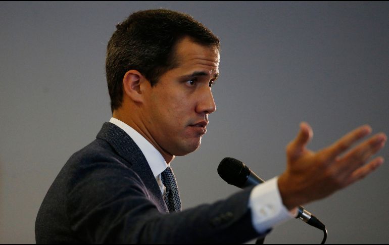 Juan Guaidó habla durante una conferencia en Caracas. AP/L. Fernández