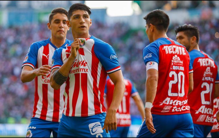 El profesionalismo que tiene Pulido es el que le ha dado buenos rendimientos, comenta el mediocampista Isaac Brizuela. IMAGO7