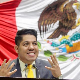 Ex perredista se suma a Morena; bancada llega a 260 diputados