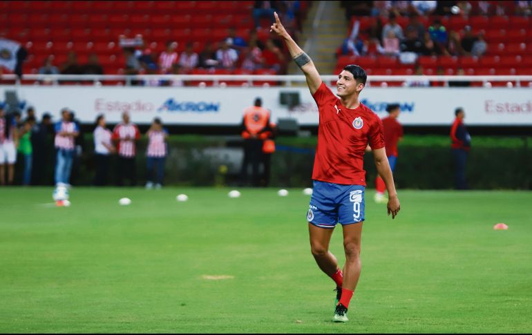 La nueva posición de Alan le permite enfrentar a menos adversarios rumbo a la portería. IMAGO7