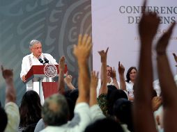 La CNDH asegura que su llamado de atención sobre las estancias infantiles no obedece a intereses políticos e ideológicos, como lo dio a entender López Obrador. EFE/Presidencia de México
