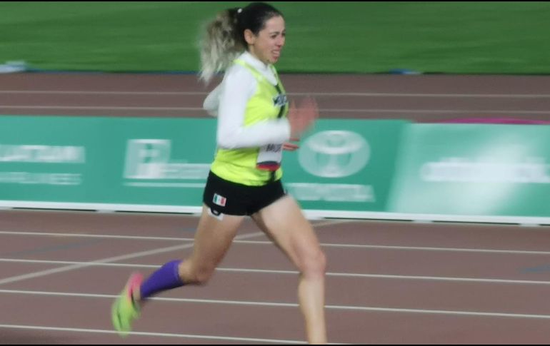 Lucía Muro y Karla Sofía Cárdenas hicieron el 1-2 con cronos de 1:07.01 minutos y 1:09.19 en los 400 metros planos. TWITTER/@CONADE