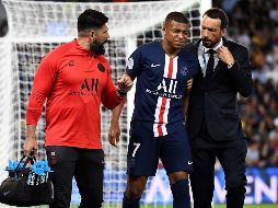 Según medios, los análisis médicos de Mbappé revelaron un ''desgarro muscular'' en la parte trasera del muslo izquierdo. AFP / F. Fife