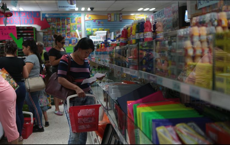 Según el dirigente de la Concanaco Servytur, las ventas del ramo escolar representaron un incremento de casi 4.0%, es decir, de tres mil MDP más que el mismo período de 2018. EL INFORMADOR / ARCHIVO
