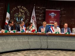 Informan que las selecciones de beisbol de México, EU, Holanda y República Dominicana se verán las caras por una de las dos plazas para la justa olímpica. TWITTER / @charrosbeisbol