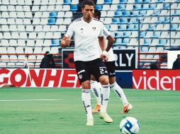 La defensa rojinegra deberá jugar por nota para no ser sorprendida por los zarpazos de los felinos. @ATLASFC