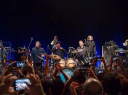 -El Teatro Diana mostró una entrada cercana al lleno, con un público efusivo y que se encontró con la exigencia de la no usar celulares durante el “show”. FACEBOOK / Teatro Diana